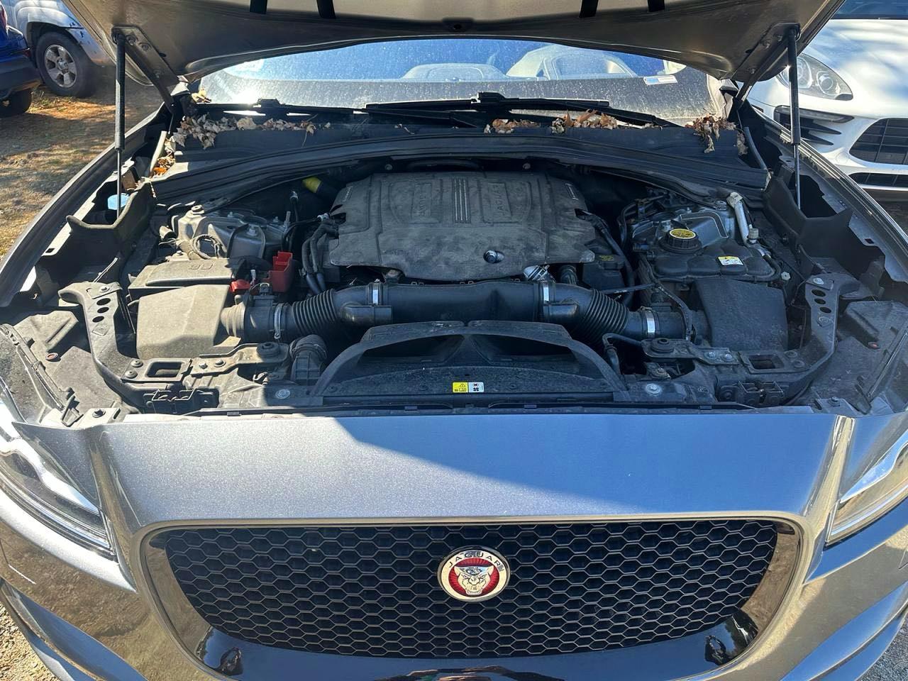 2017 JAGUAR F-PACE