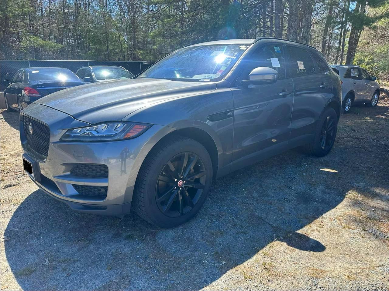2017 JAGUAR F-PACE