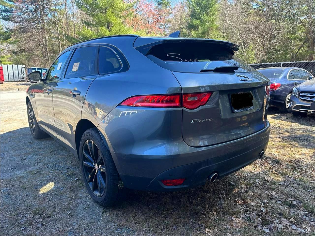 2017 JAGUAR F-PACE