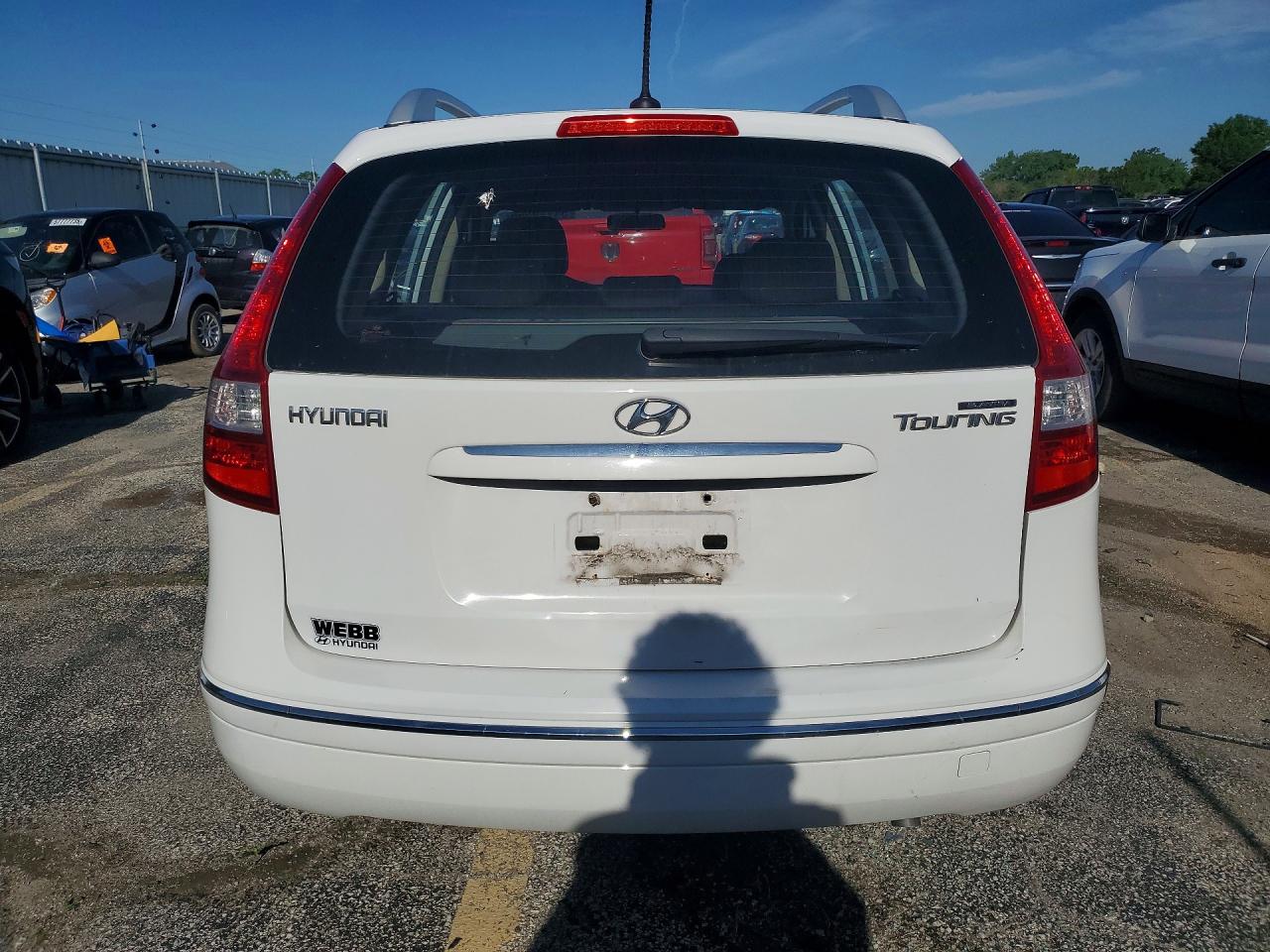 2012 HYUNDAI ELANTRA