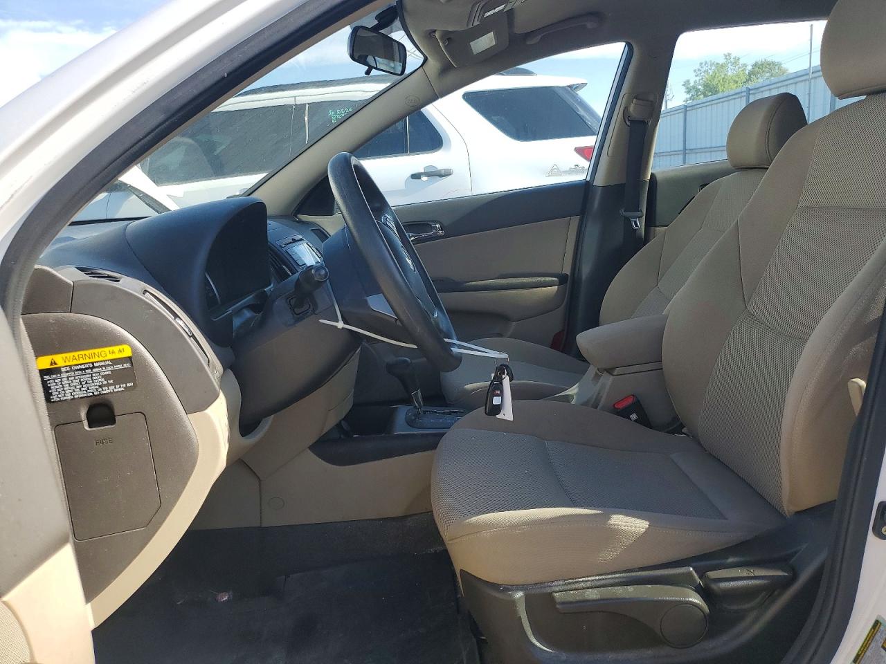 2012 HYUNDAI ELANTRA