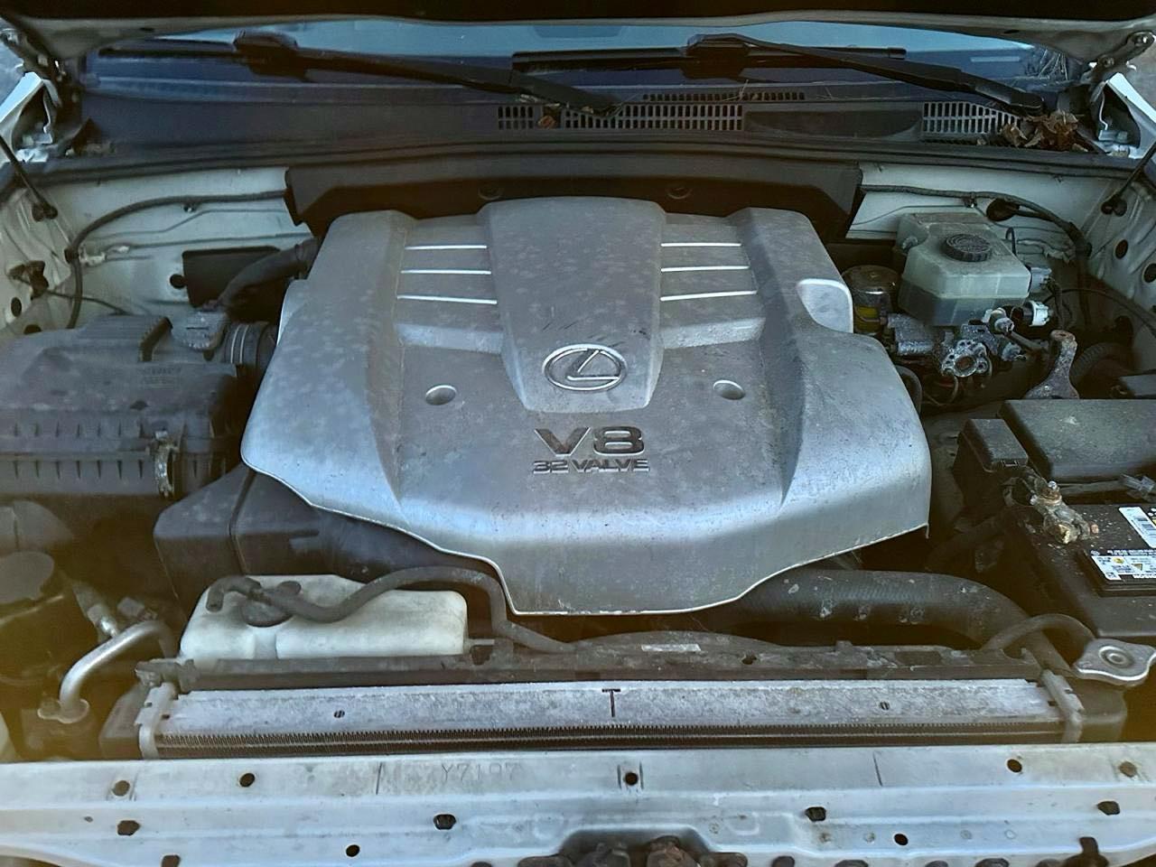 2004 LEXUS GX