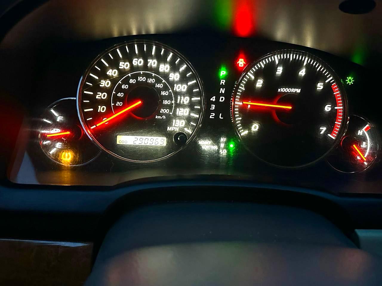 2004 LEXUS GX