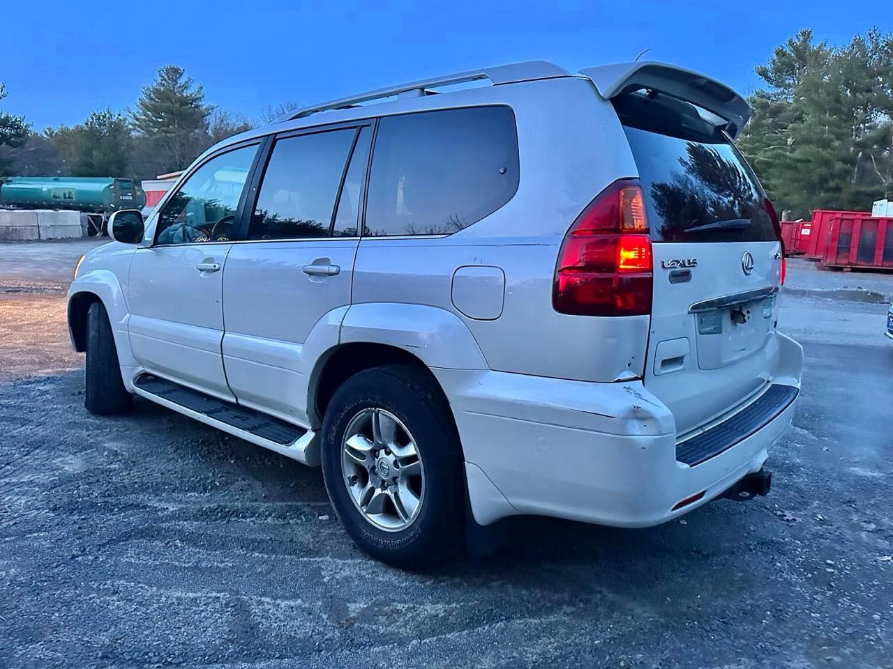 2004 LEXUS GX