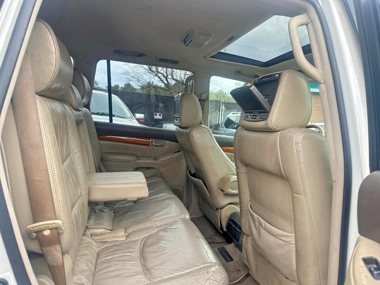 2004 LEXUS GX