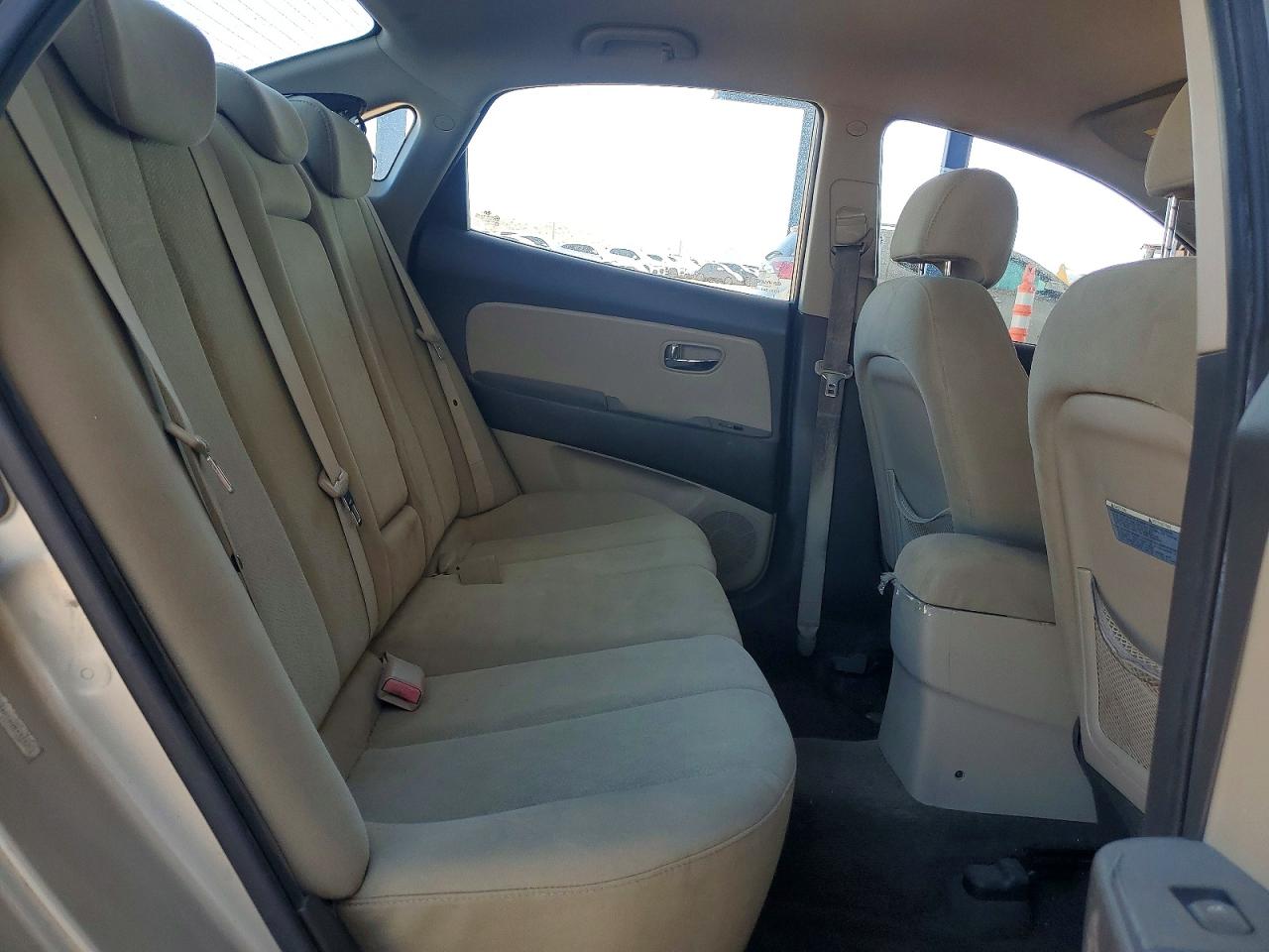 2010 HYUNDAI ELANTRA