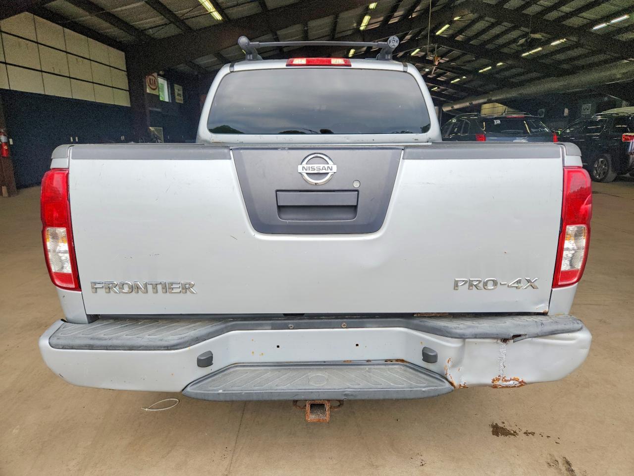 2012 NISSAN FRONTIER