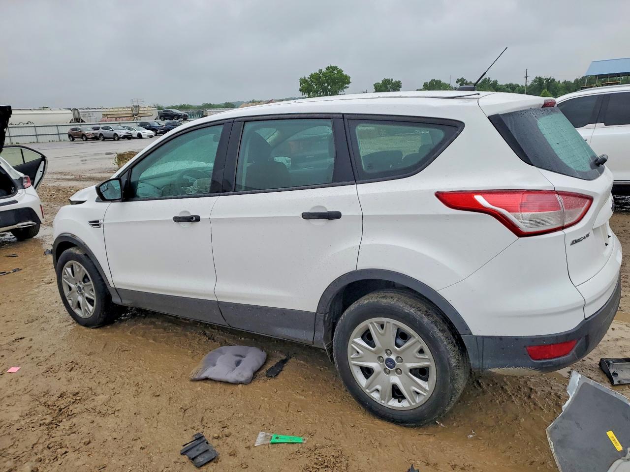 2015 FORD ESCAPE