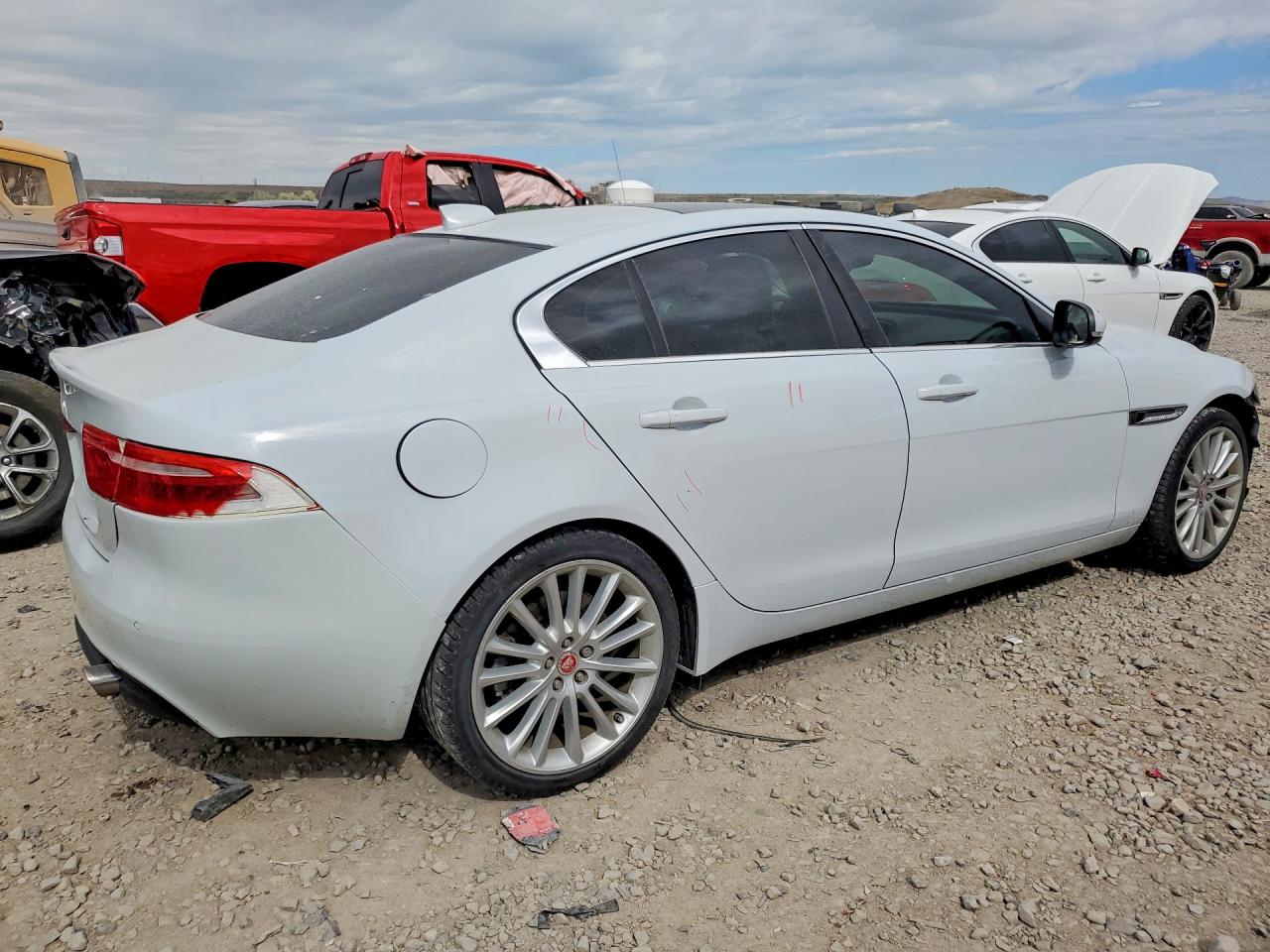 2017 JAGUAR XE