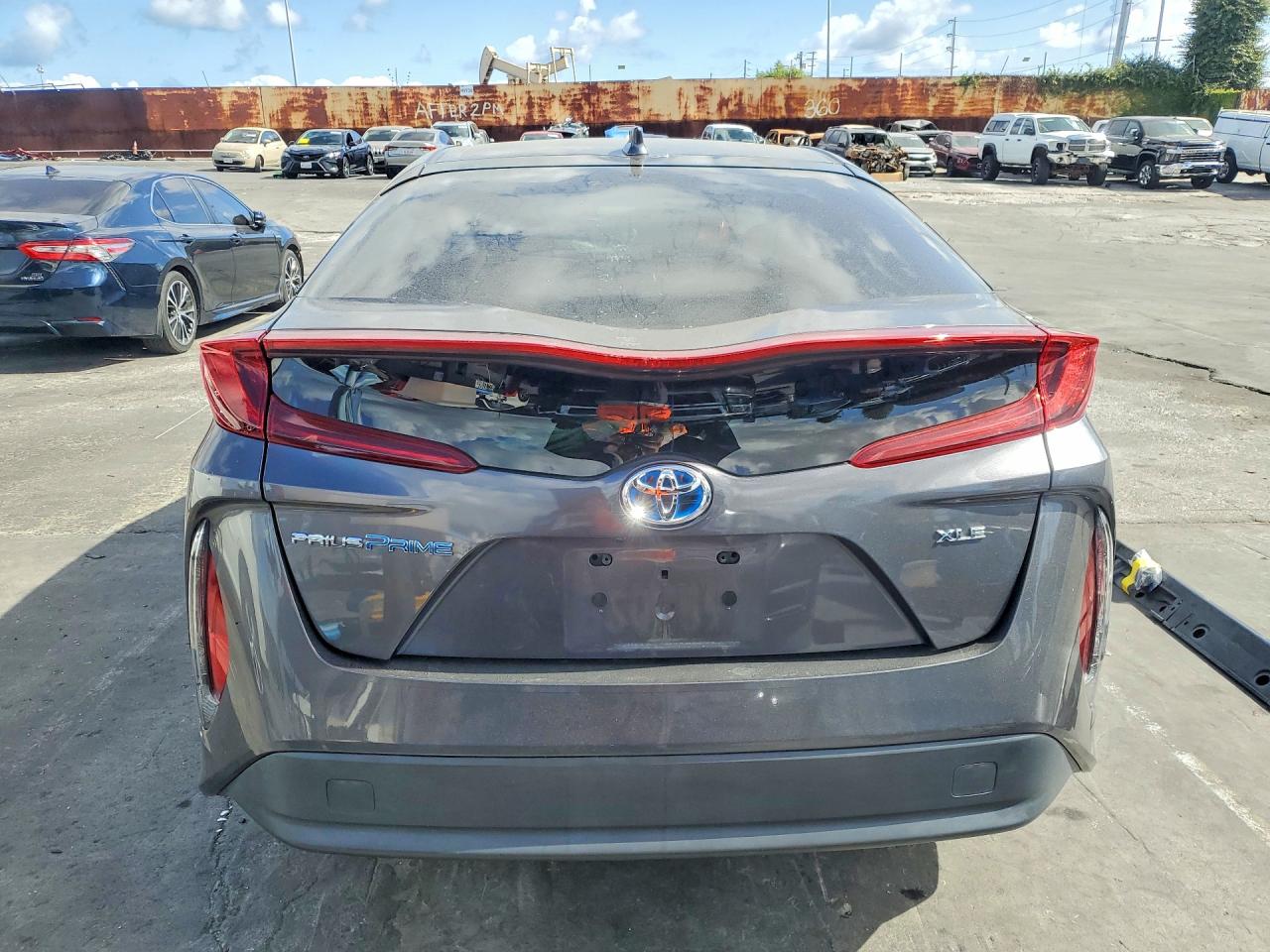 2021 TOYOTA PRIUS