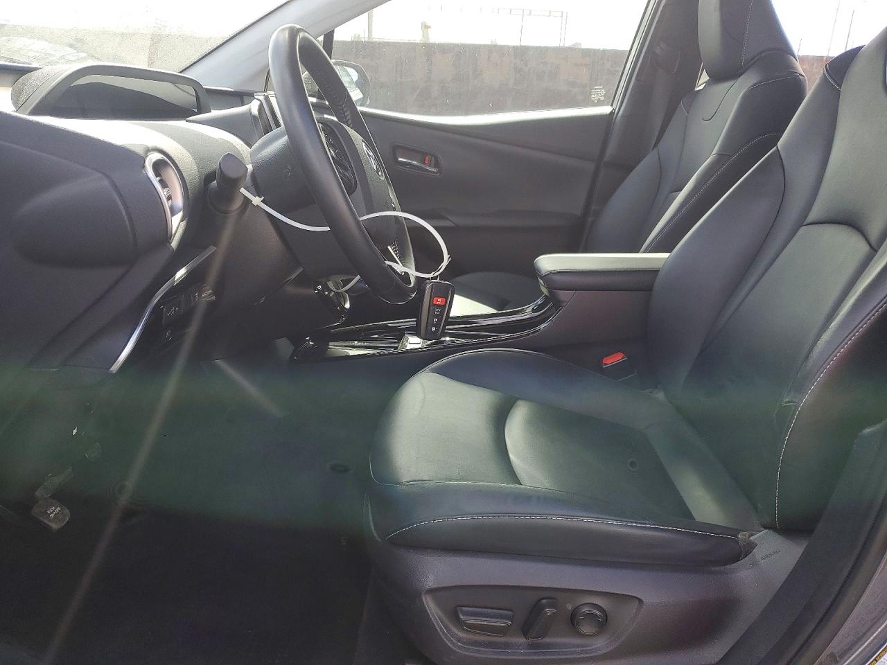2021 TOYOTA PRIUS