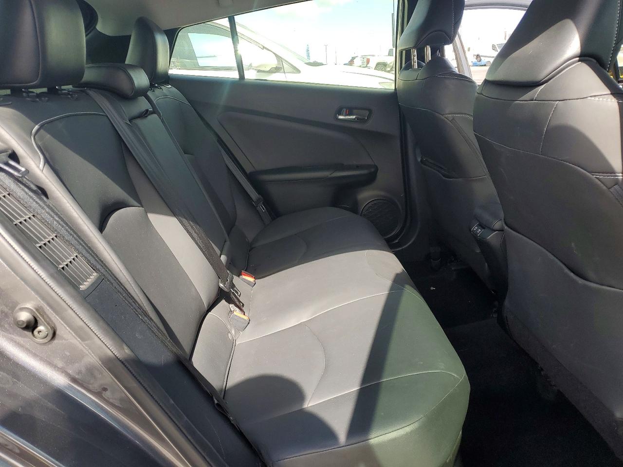 2021 TOYOTA PRIUS