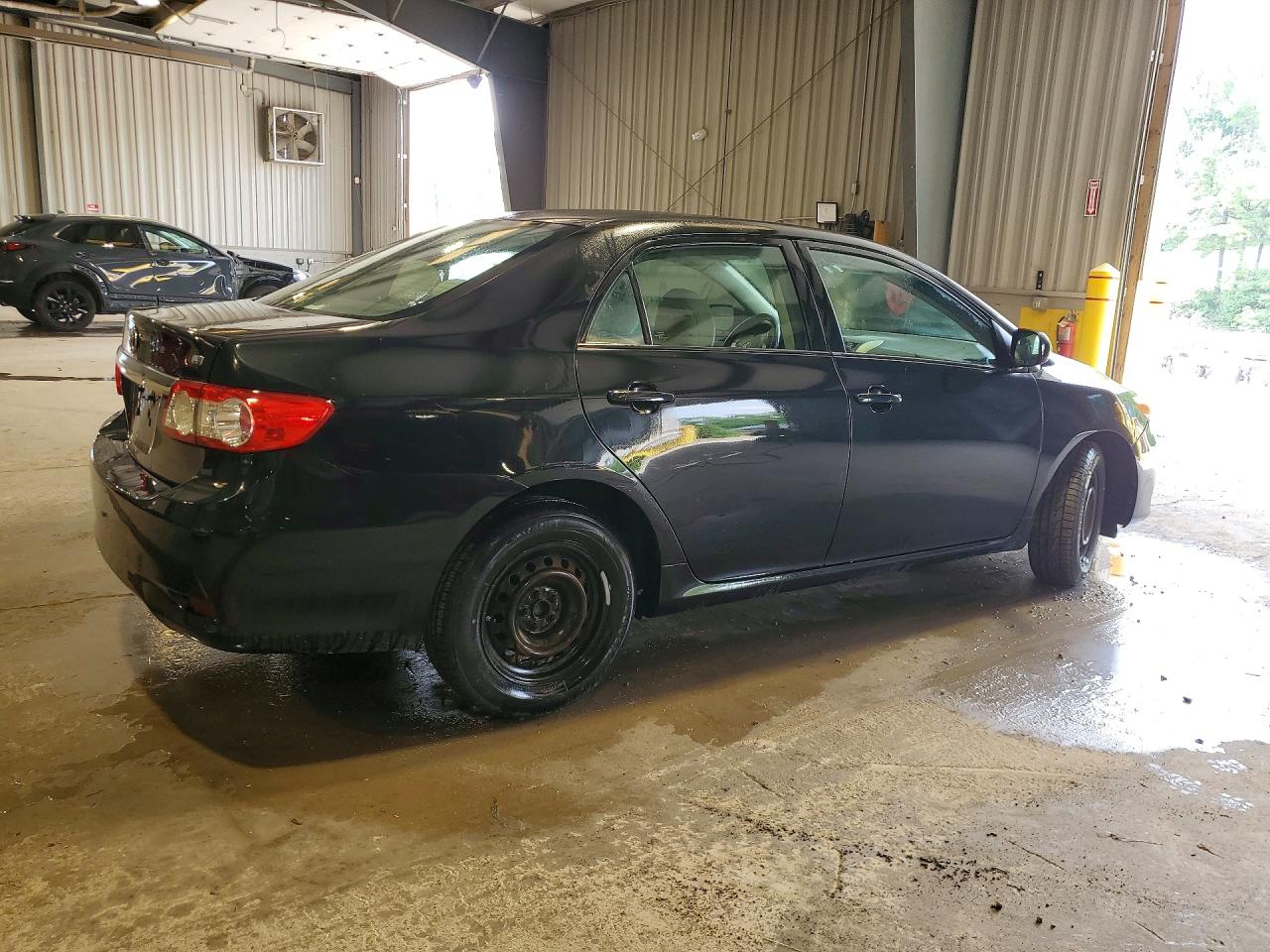 2011 TOYOTA COROLLA