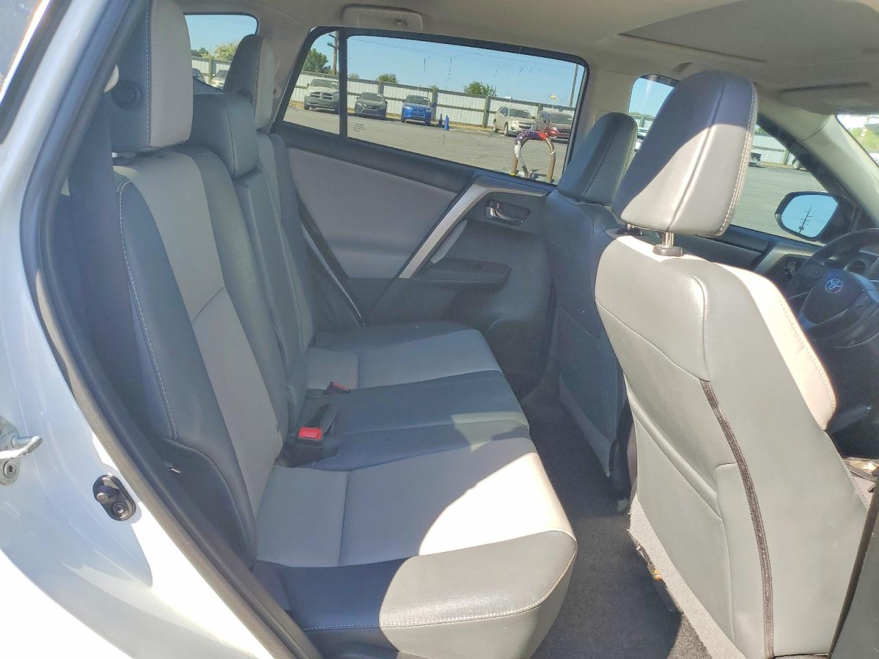 2014 TOYOTA RAV4