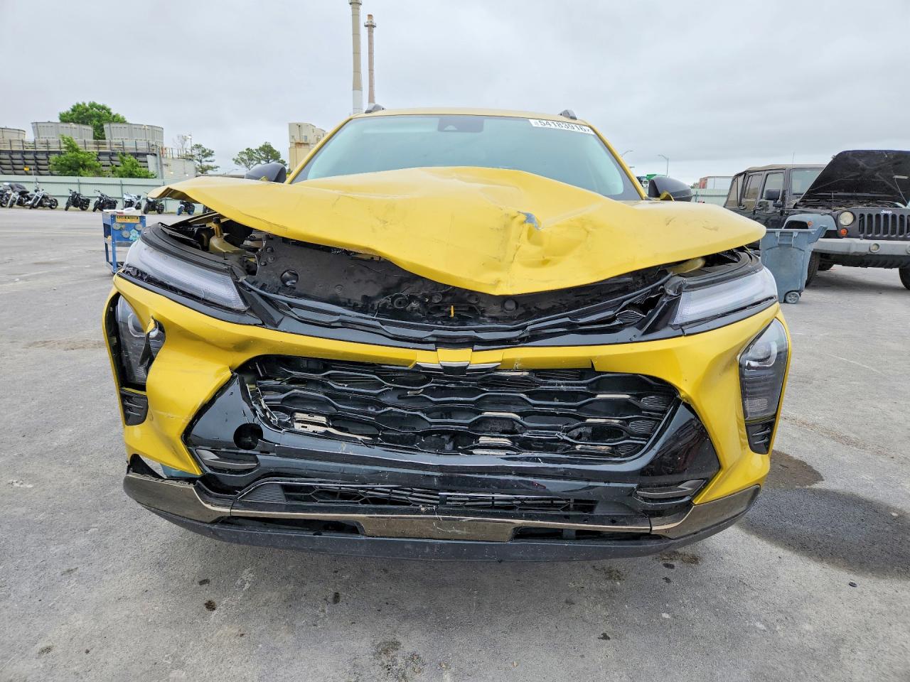 2025 CHEVROLET TRAX