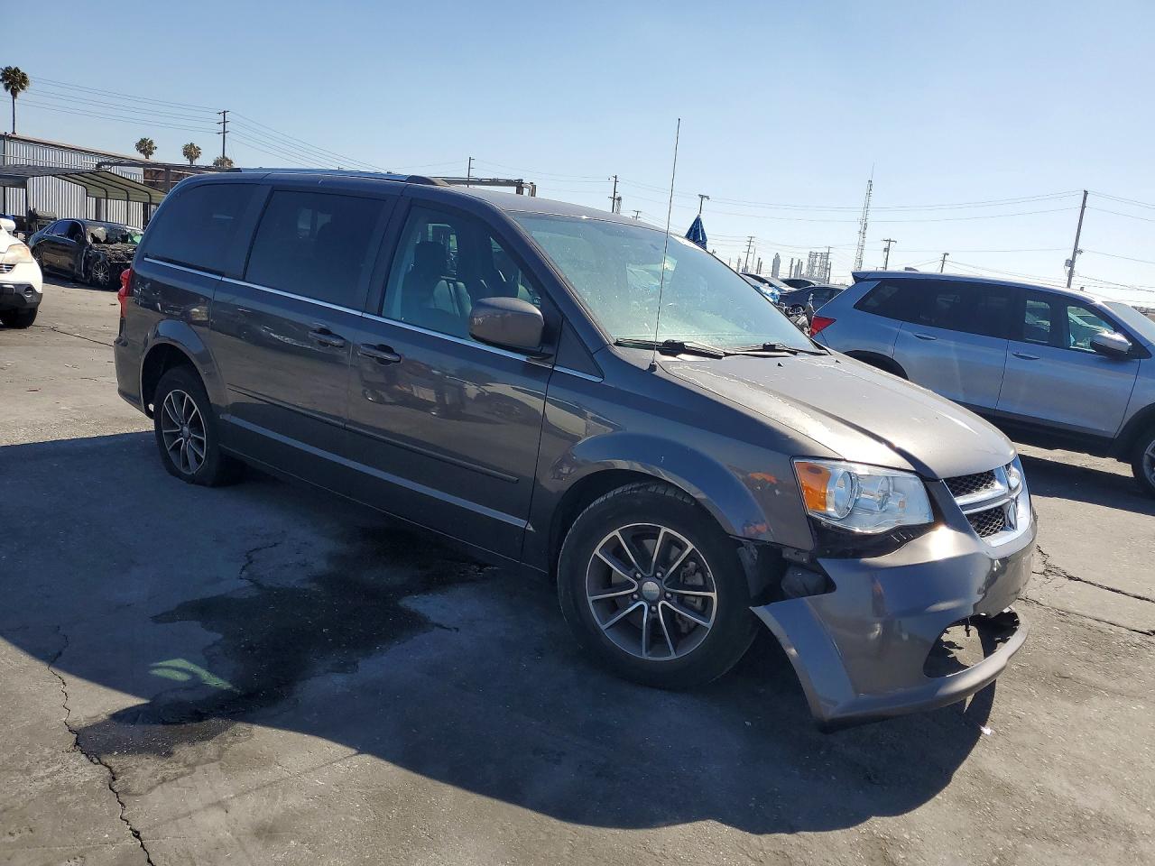 2017 DODGE CARAVAN