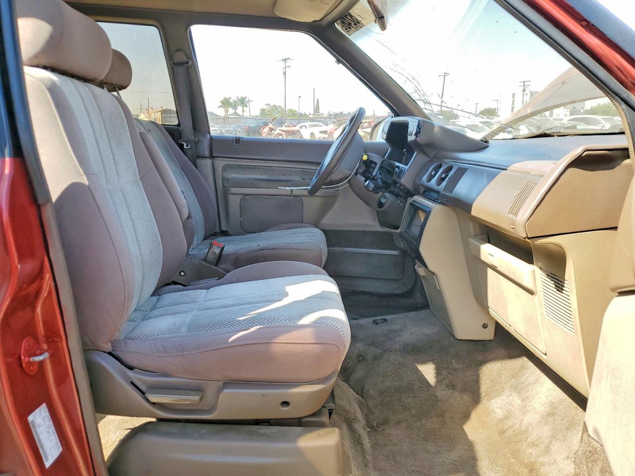 1993 MAZDA MPV
