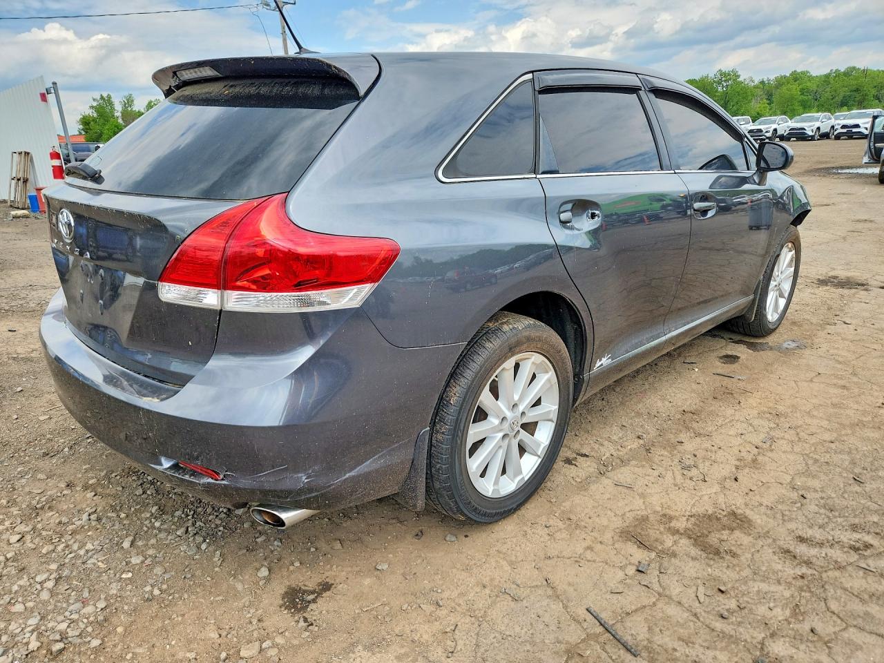 2011 TOYOTA VENZA