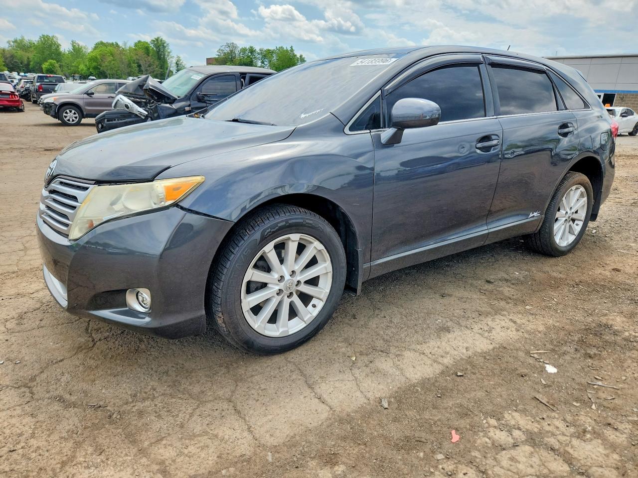 2011 TOYOTA VENZA
