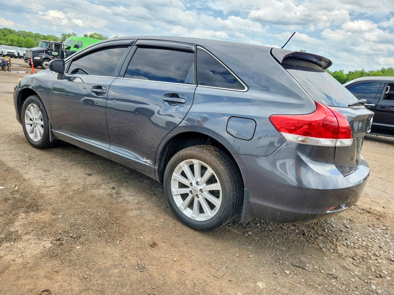 2011 TOYOTA VENZA