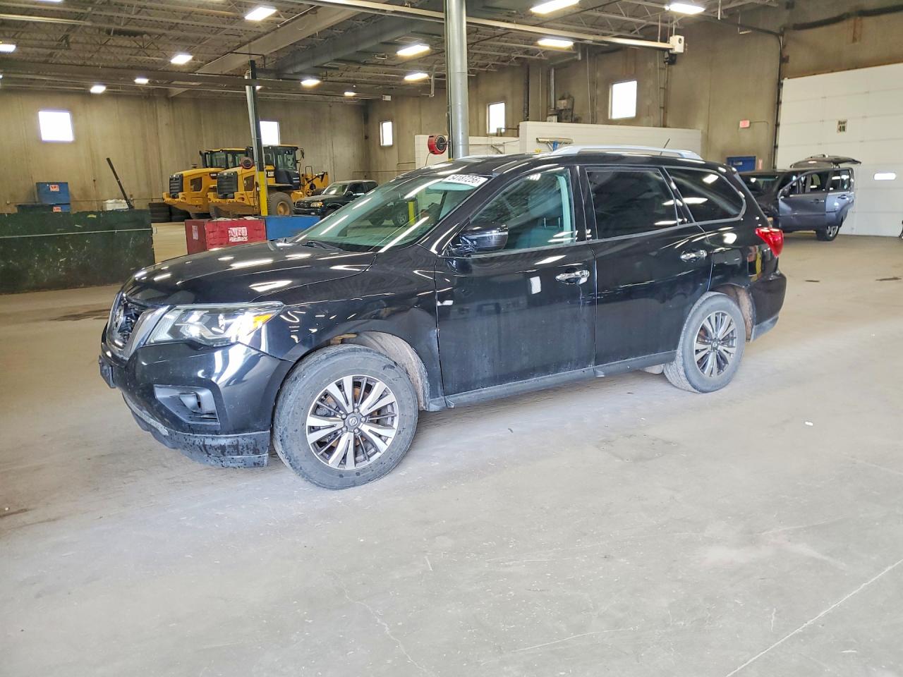 2017 NISSAN PATHFINDER