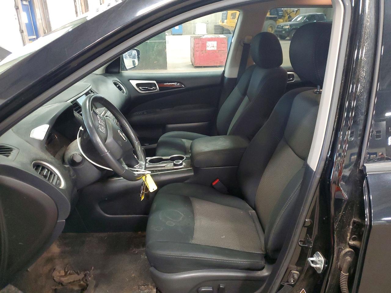 2017 NISSAN PATHFINDER