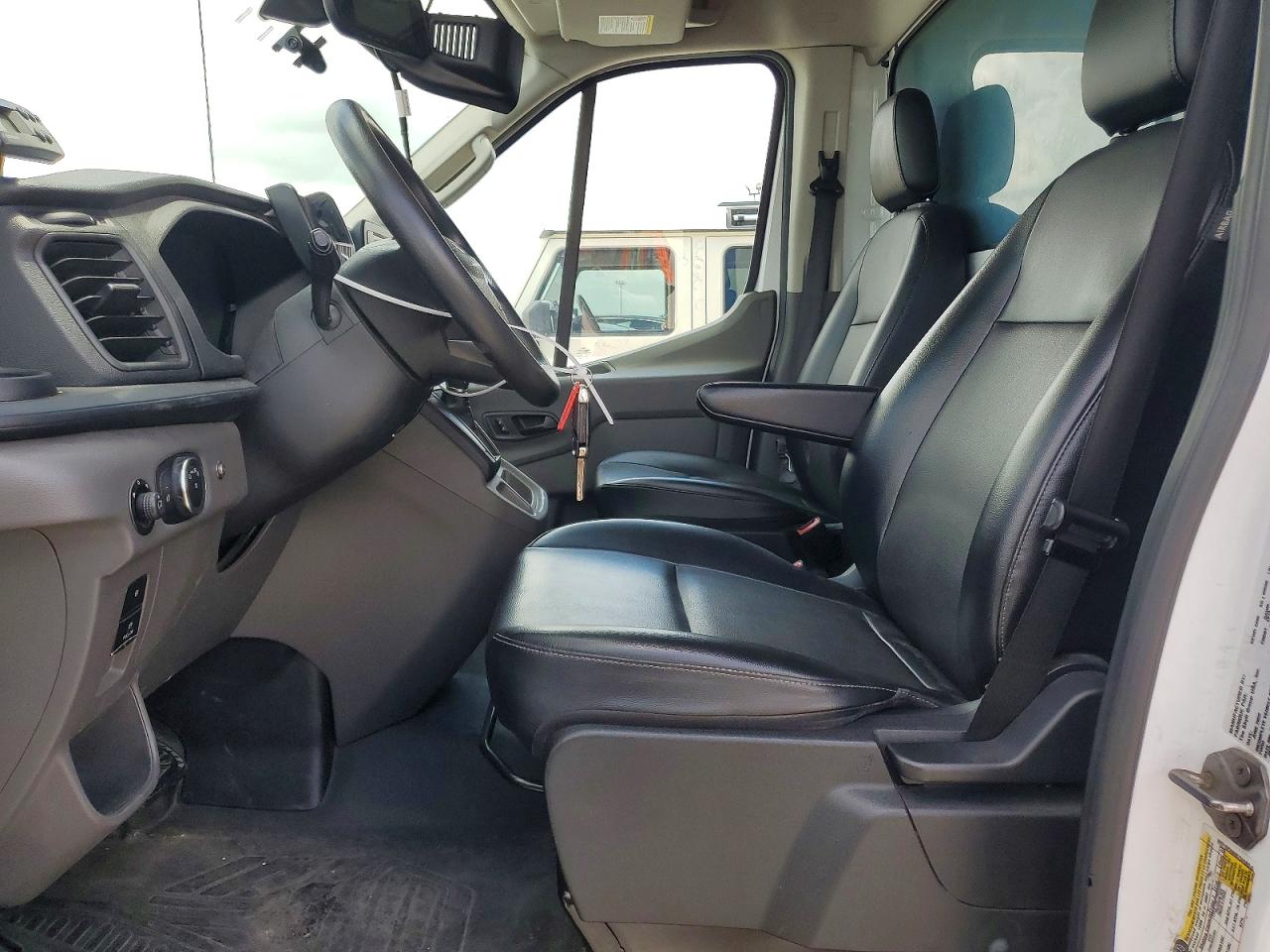 2022 FORD TRANSIT