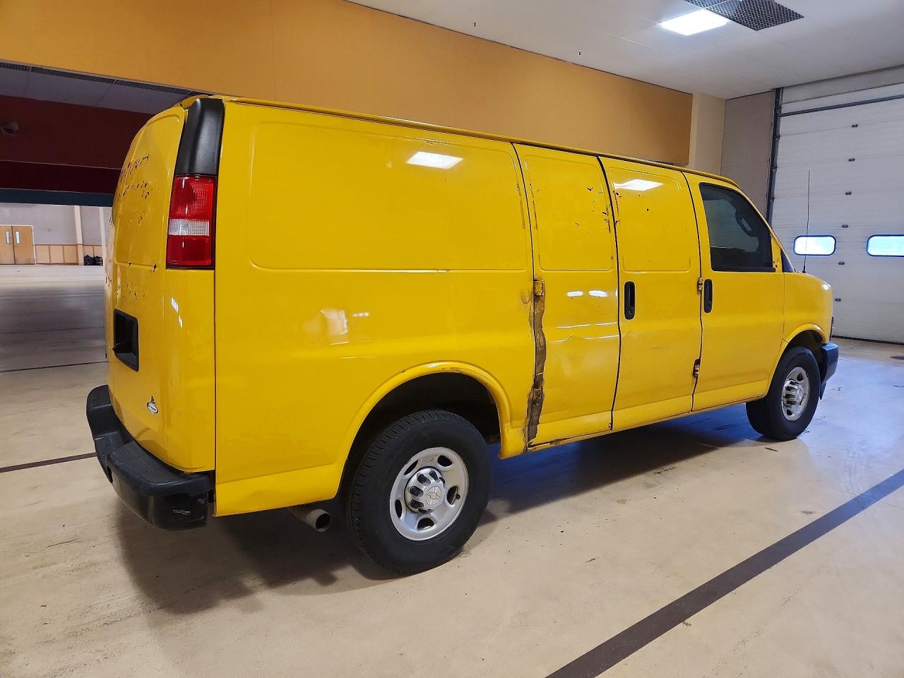 2019 CHEVROLET EXPRESS