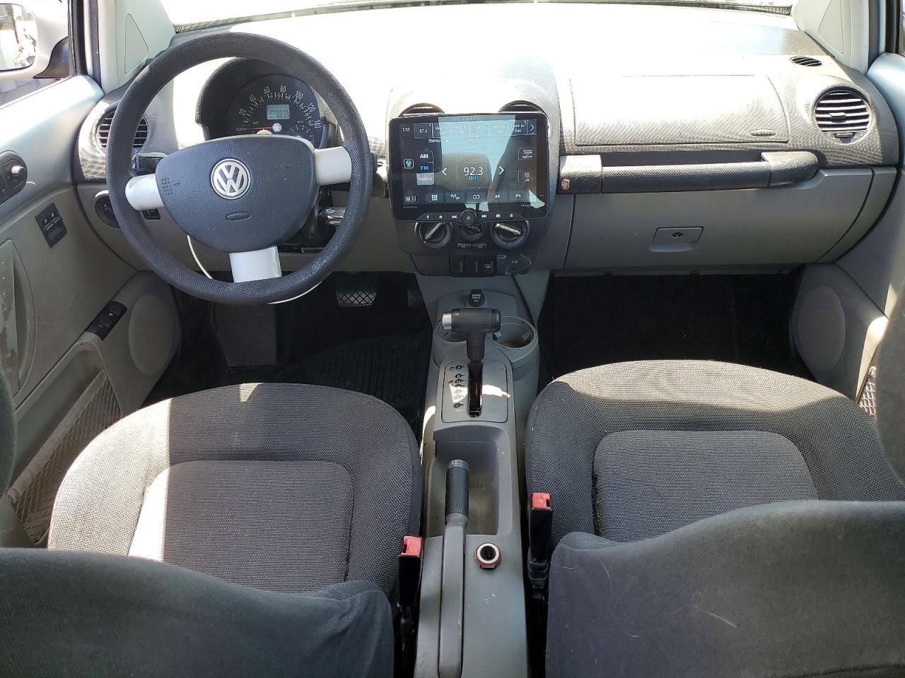 2004 VOLKSWAGEN BEETLE