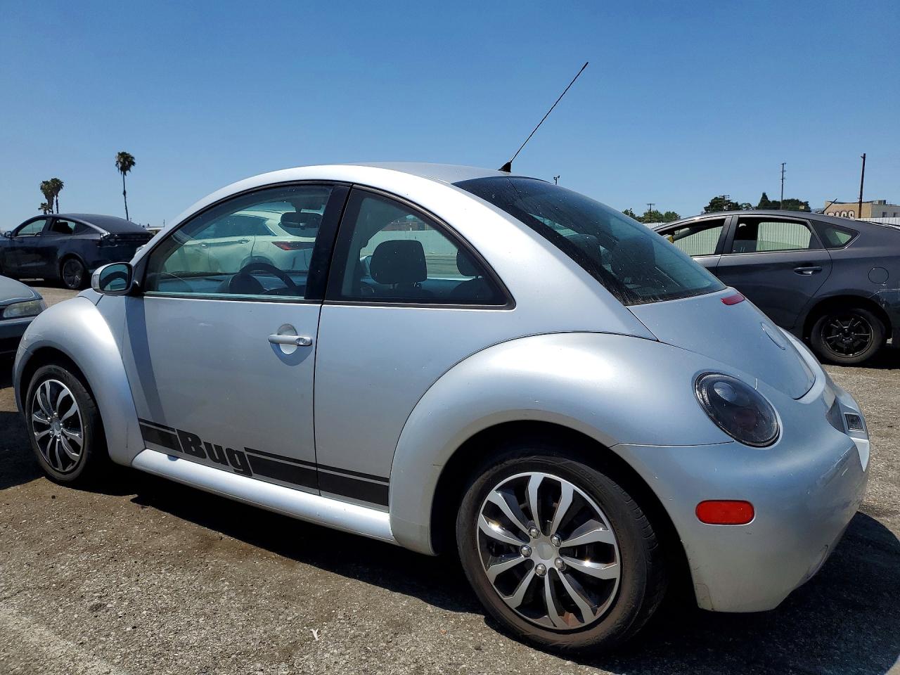 2004 VOLKSWAGEN BEETLE
