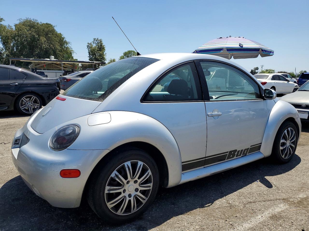 2004 VOLKSWAGEN BEETLE
