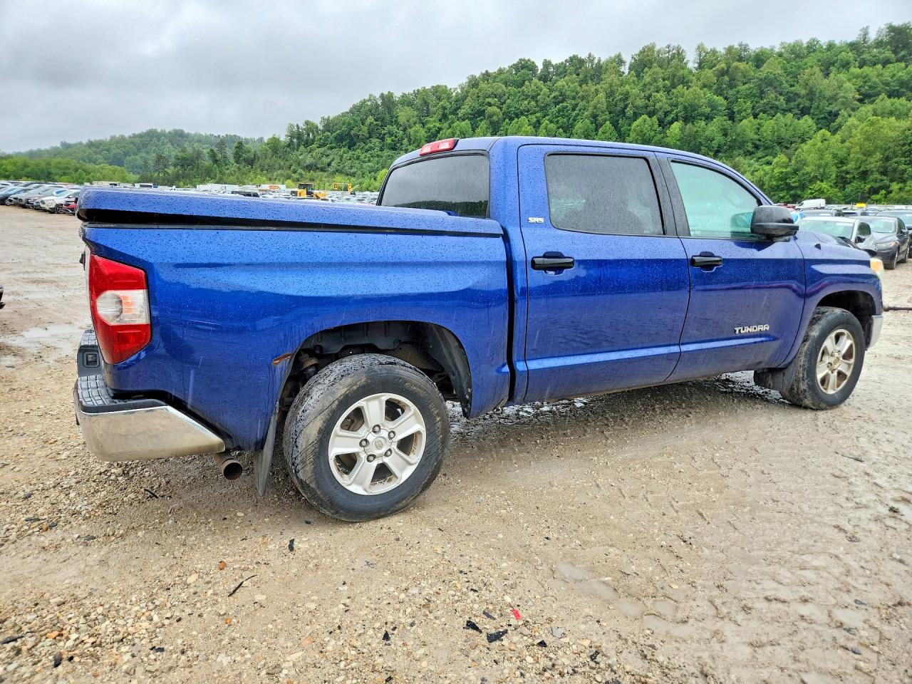 2014 TOYOTA TUNDRA