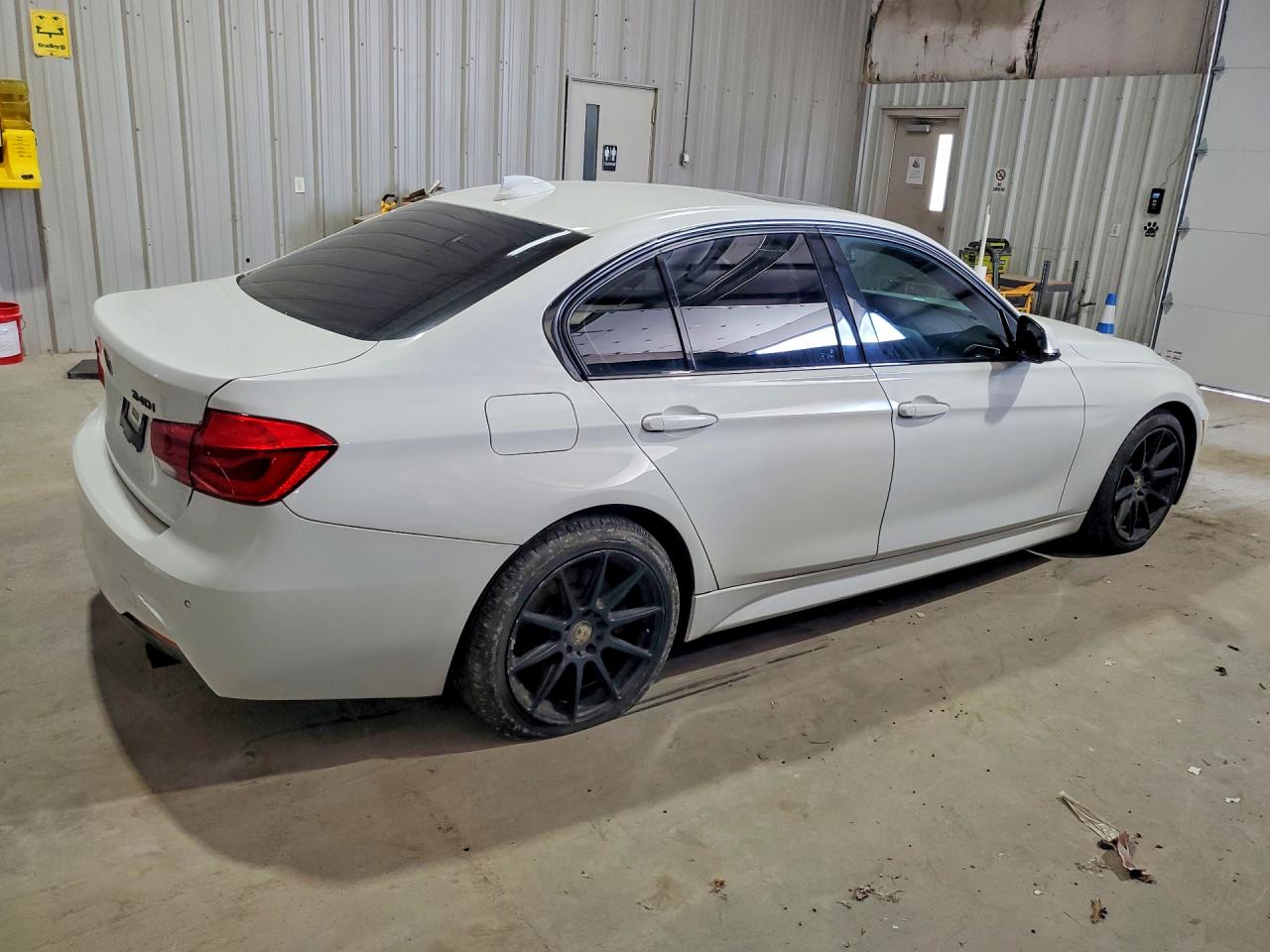 2017 BMW 3 SERIES