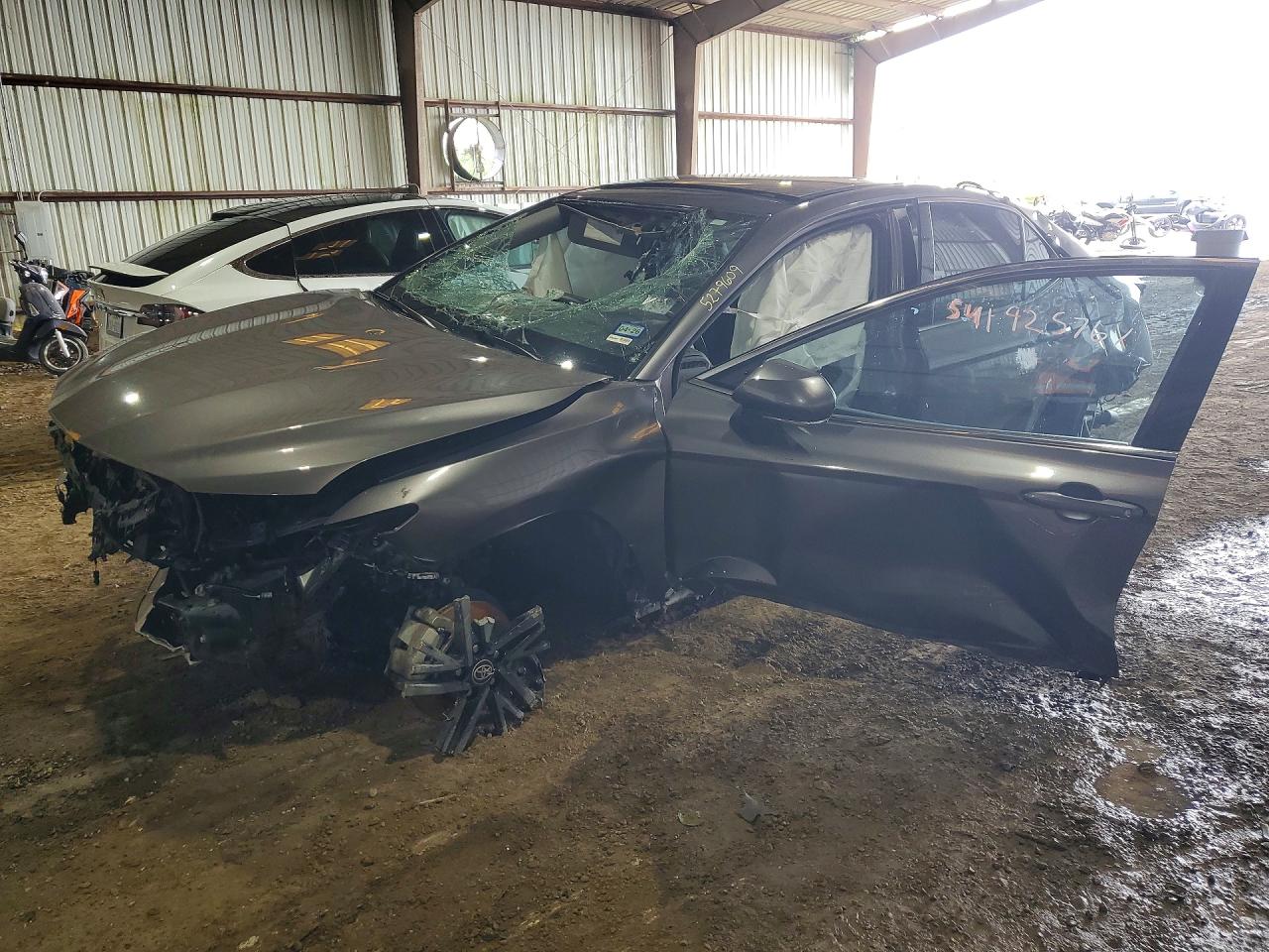 2023 TOYOTA CAMRY