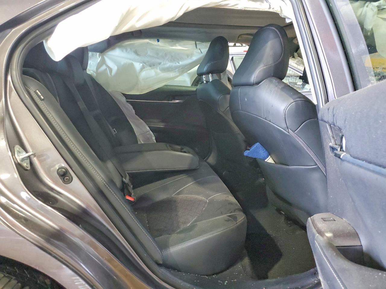 2023 TOYOTA CAMRY