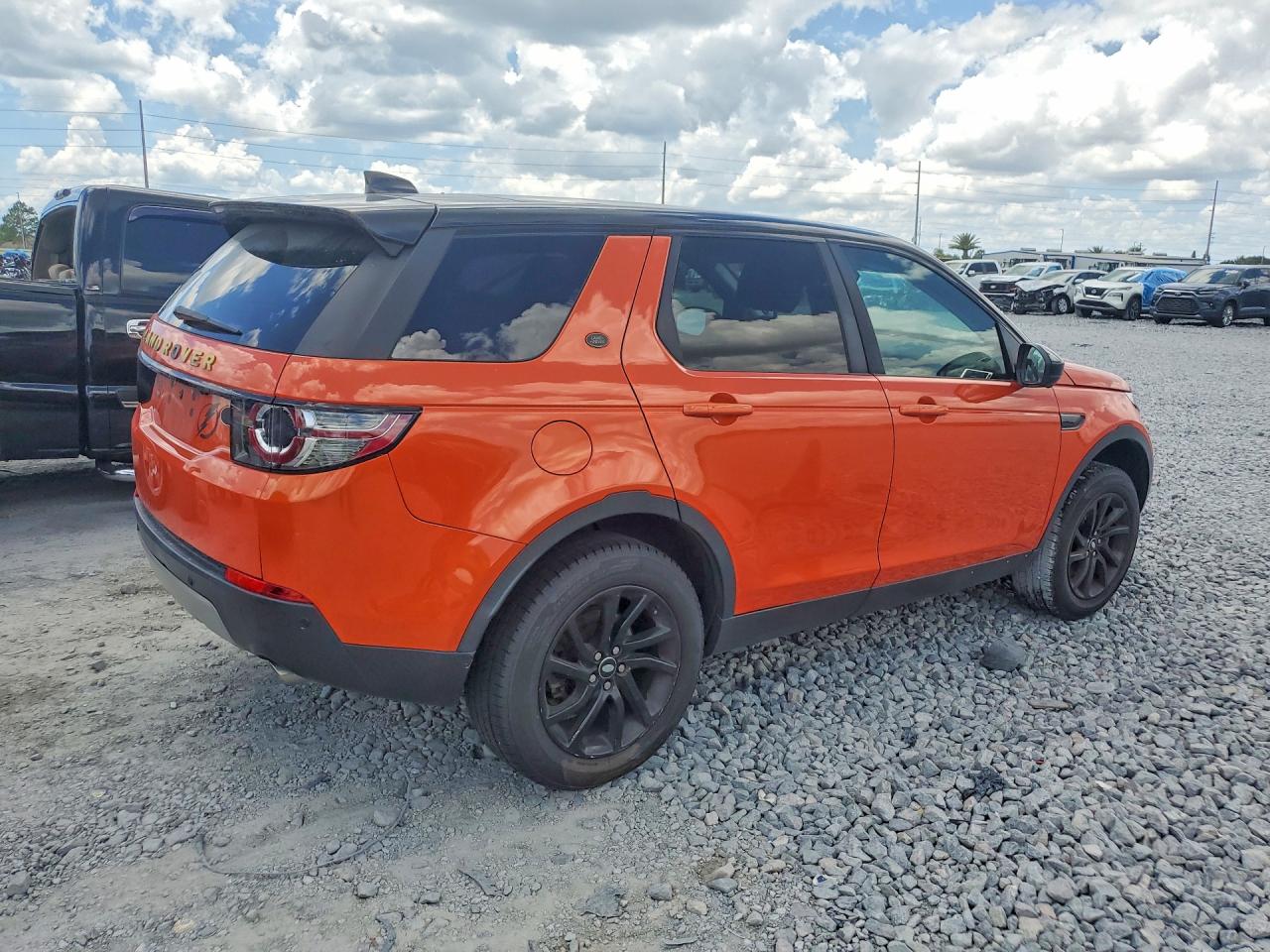 2017 LAND ROVER DISCOVERY