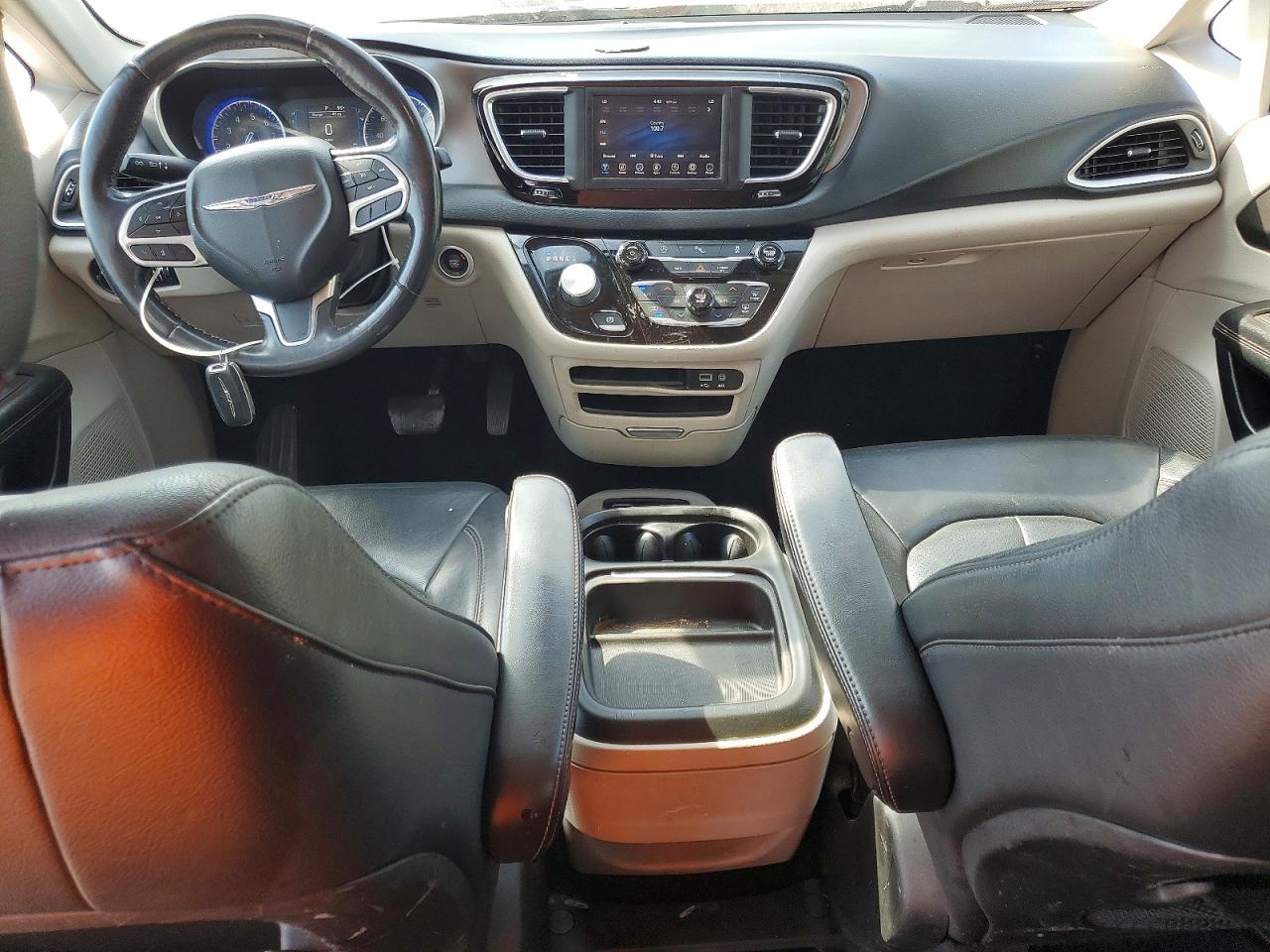 2020 CHRYSLER PACIFICA