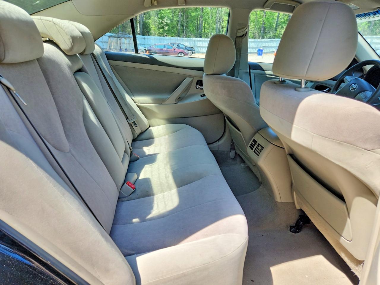 2011 TOYOTA CAMRY