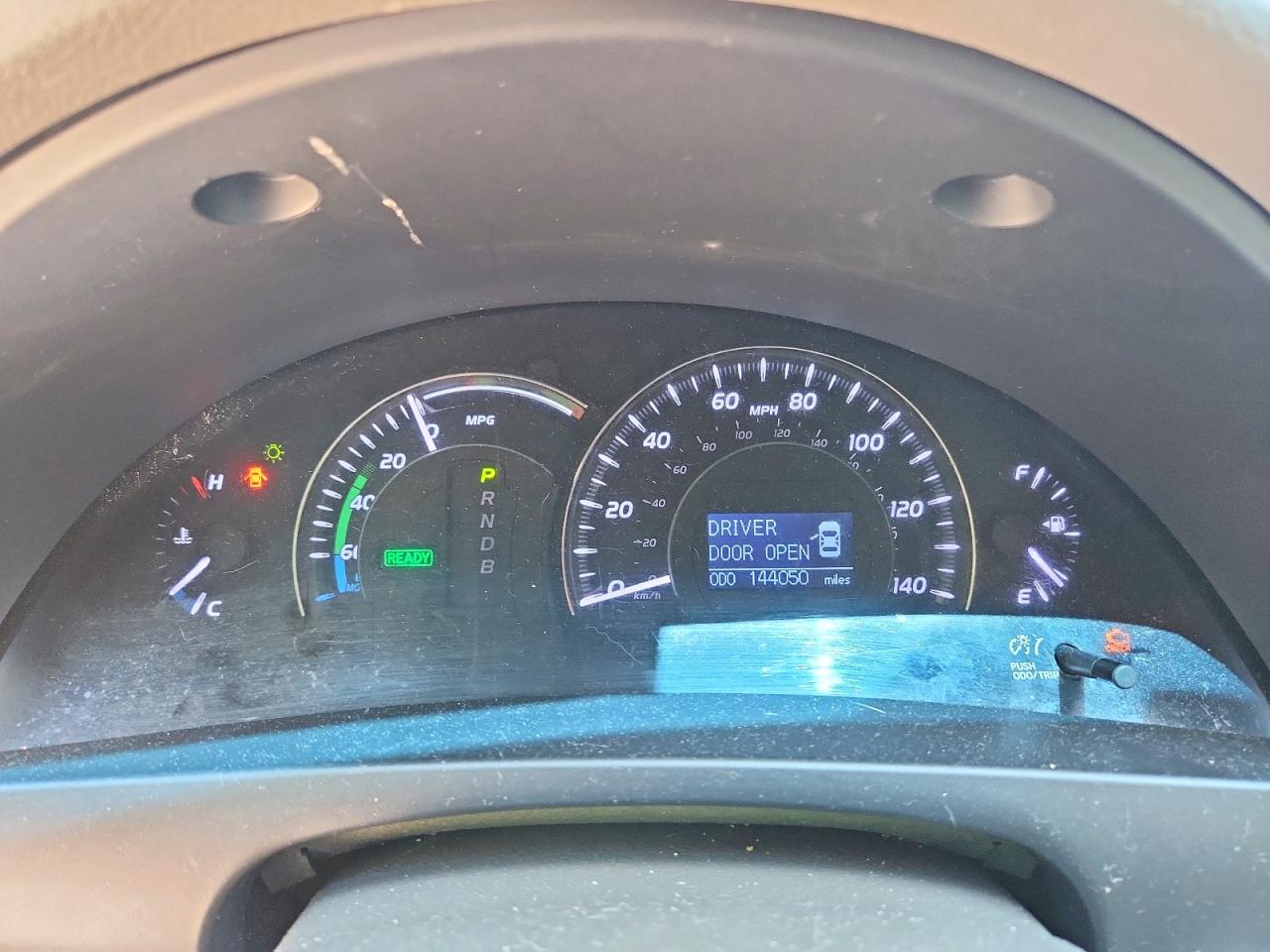 2011 TOYOTA CAMRY
