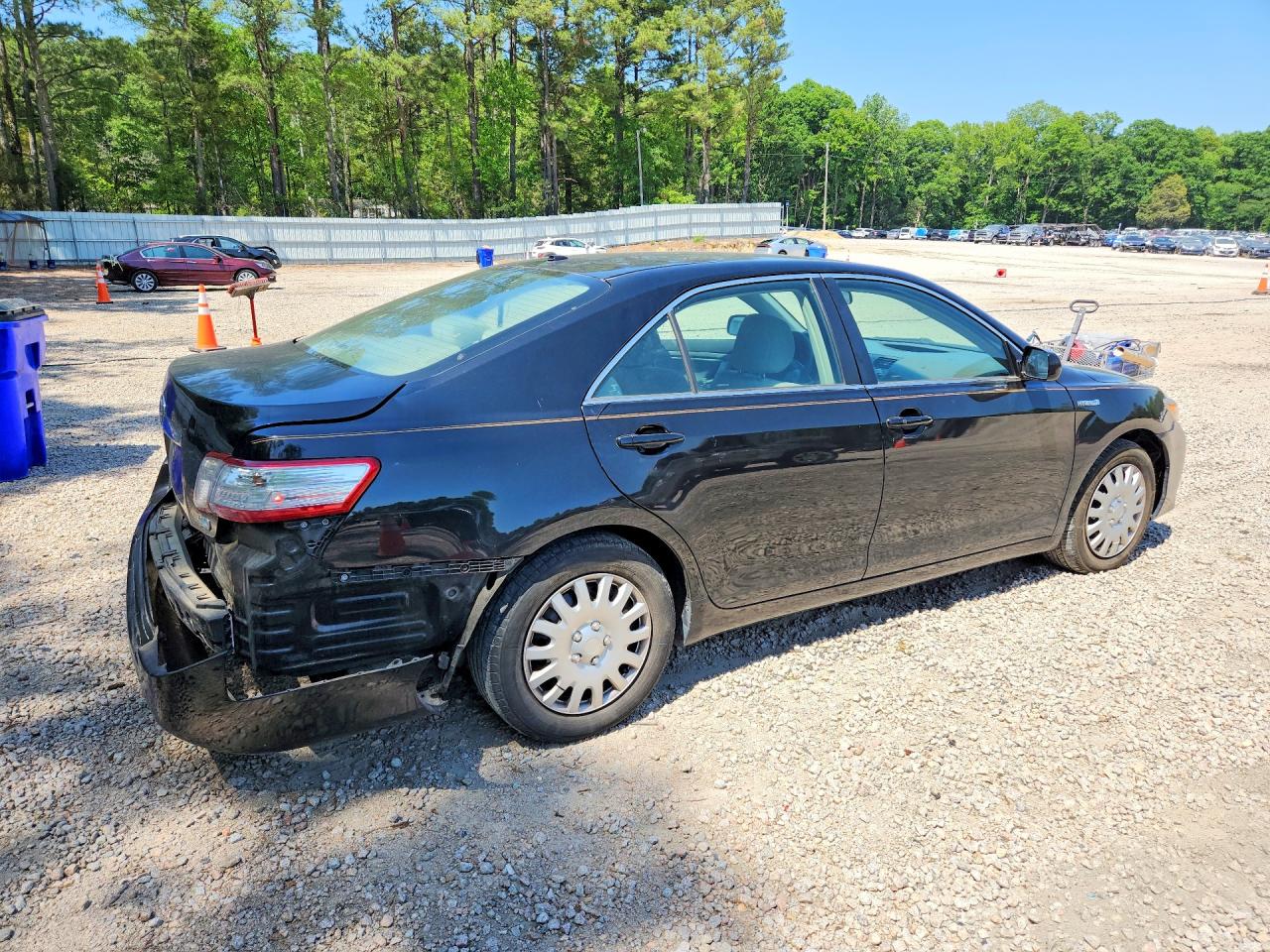 2011 TOYOTA CAMRY