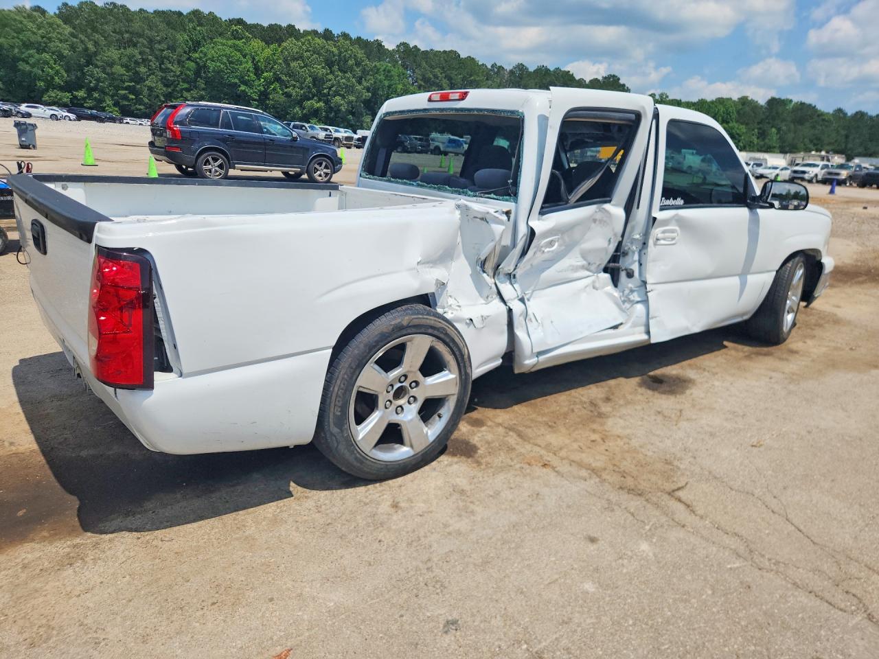 2004 CHEVROLET SILVERADO