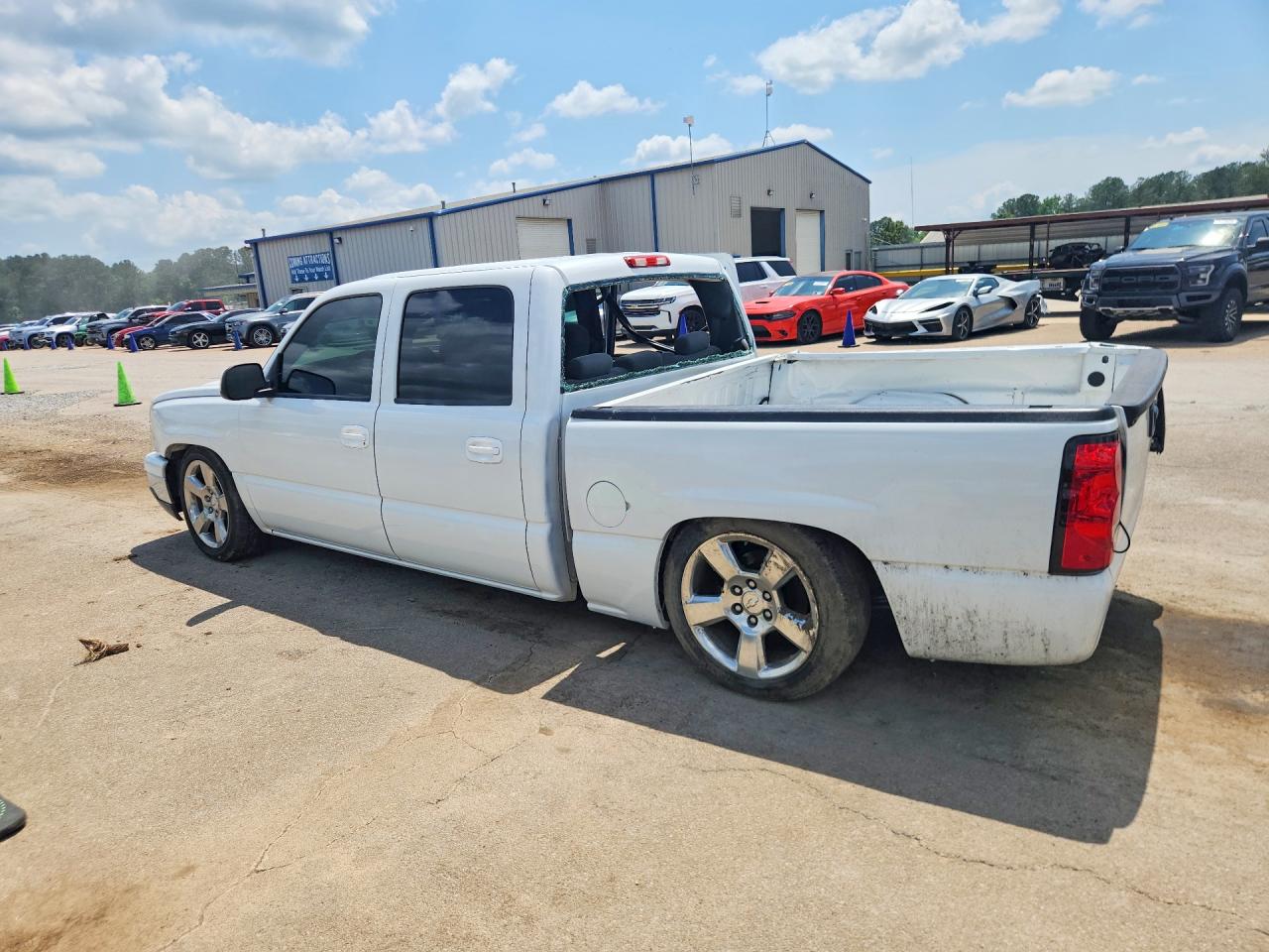 2004 CHEVROLET SILVERADO