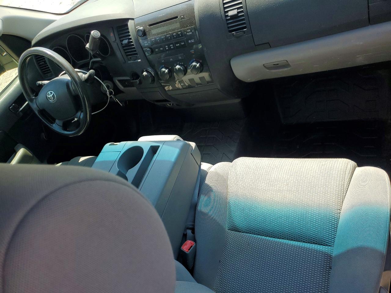 2010 TOYOTA TUNDRA
