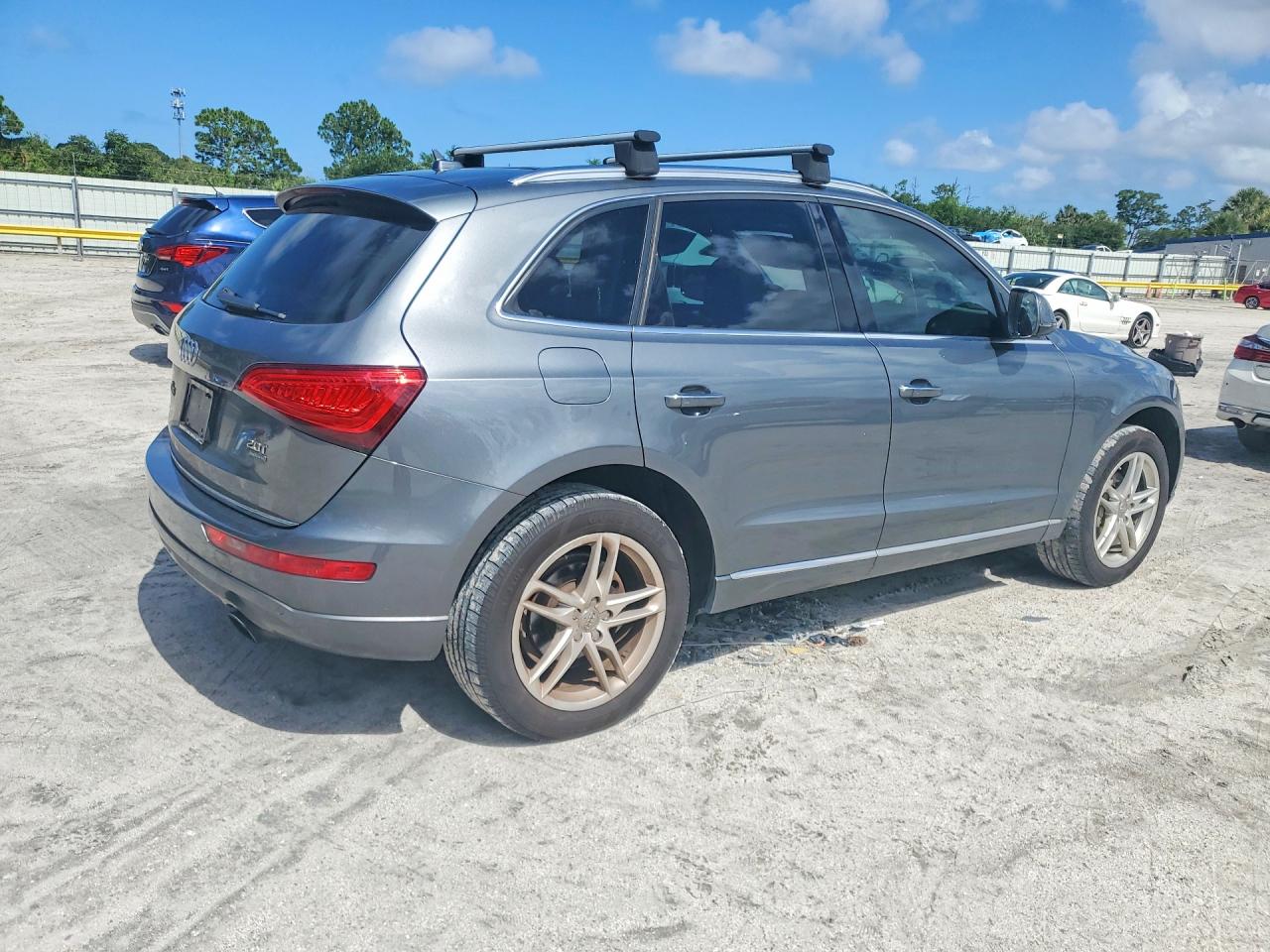 2015 AUDI Q5