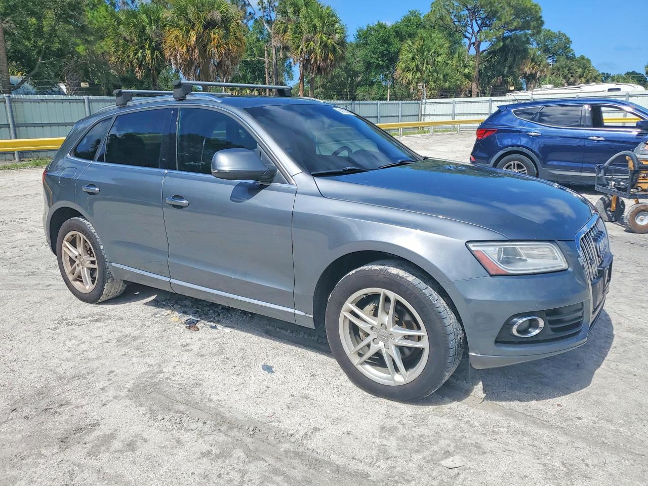 2015 AUDI Q5