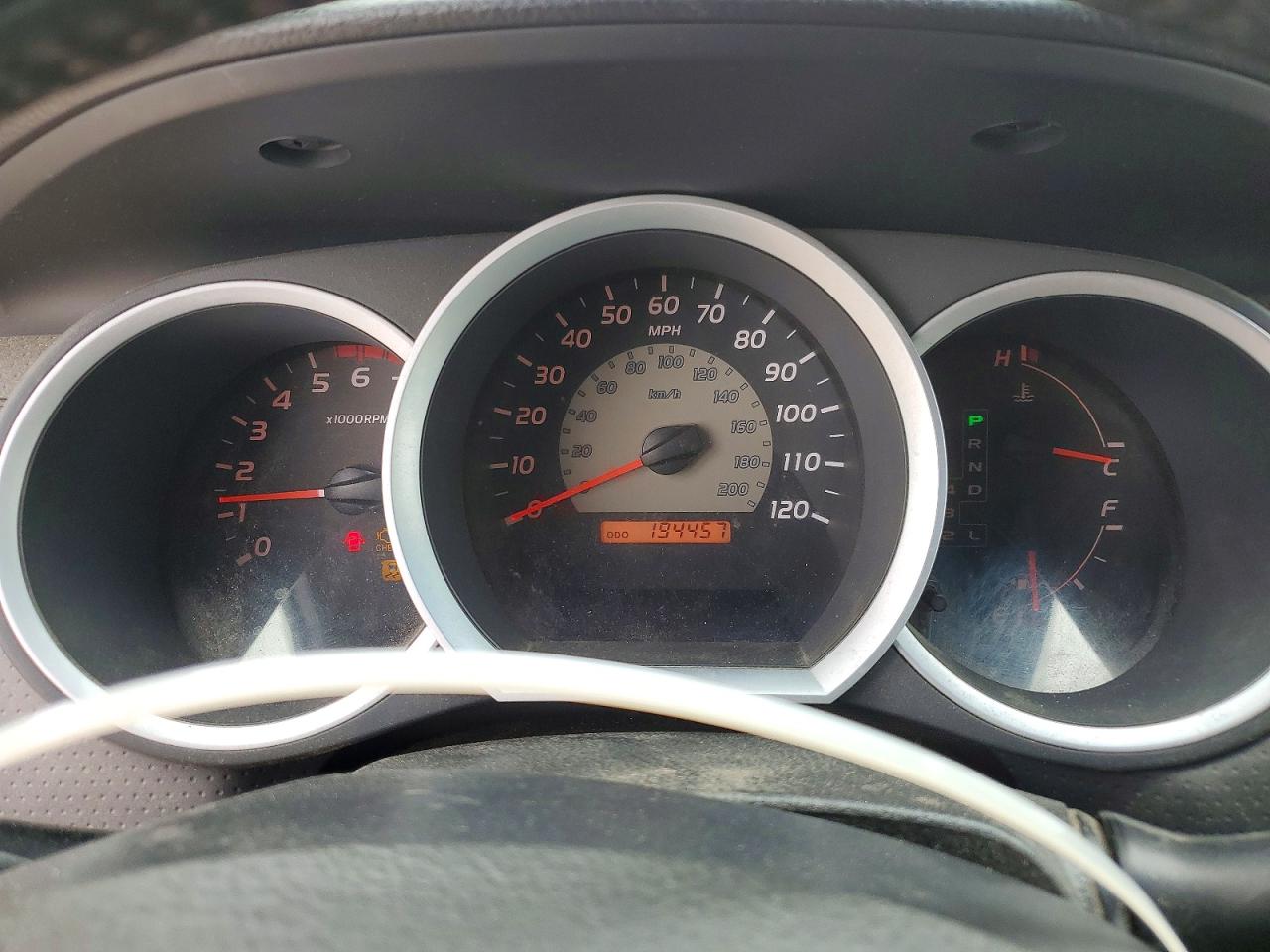 2010 TOYOTA TACOMA
