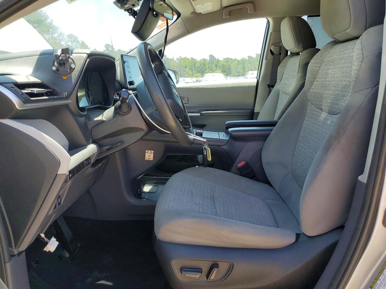 2022 TOYOTA SIENNA