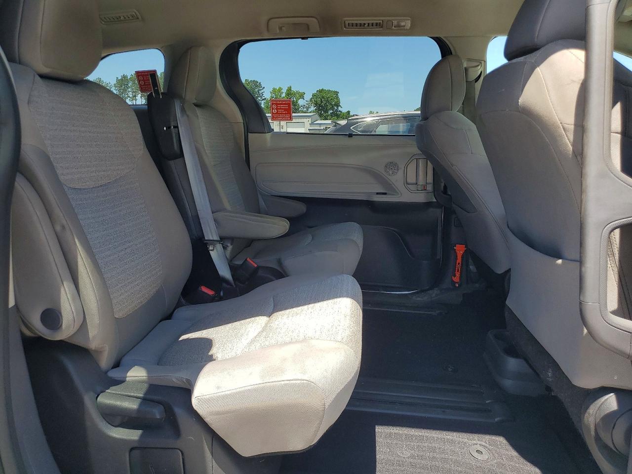 2022 TOYOTA SIENNA