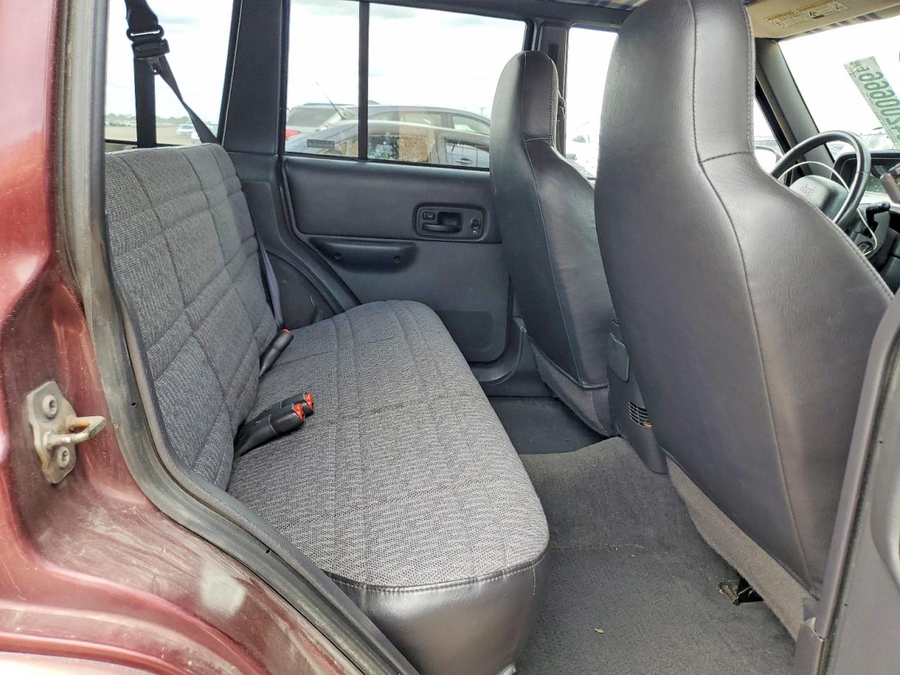 2001 JEEP CHEROKEE