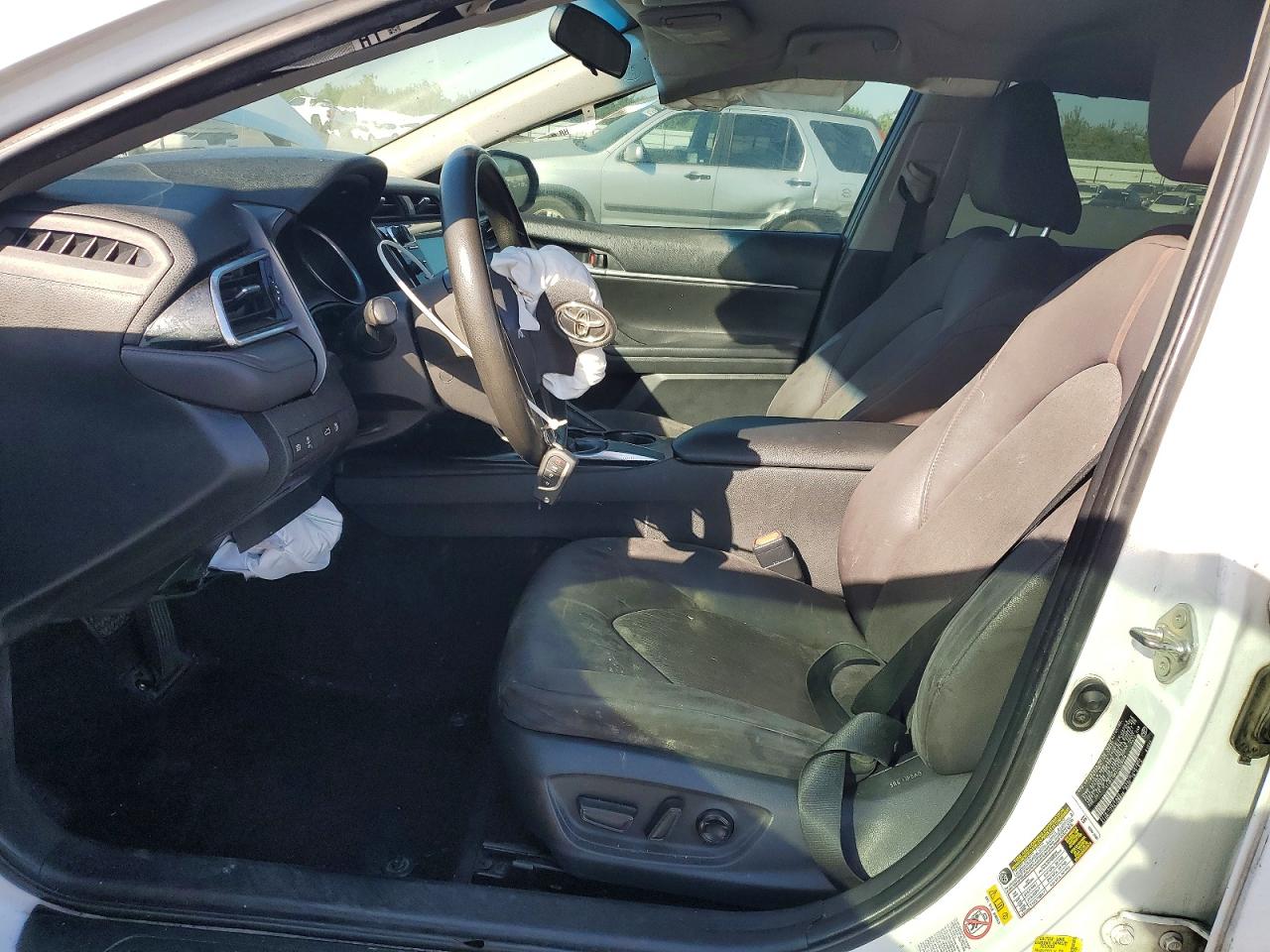 2018 TOYOTA CAMRY